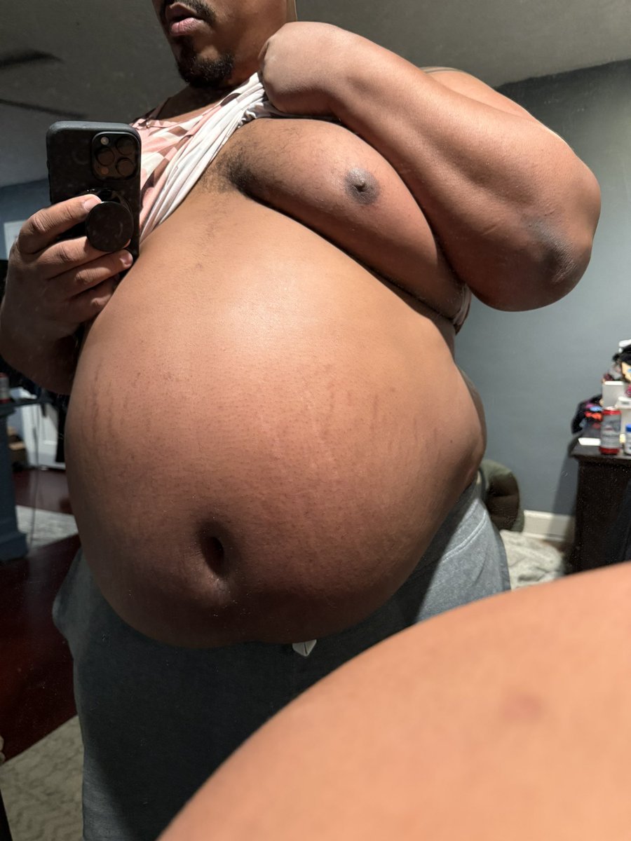 thiccboigains's tweet photo. Spent my Friday packing my tank all day…who’s coming over to see what else we can fit in here this weekend 😈 https://t.co/NszzYHrIFs