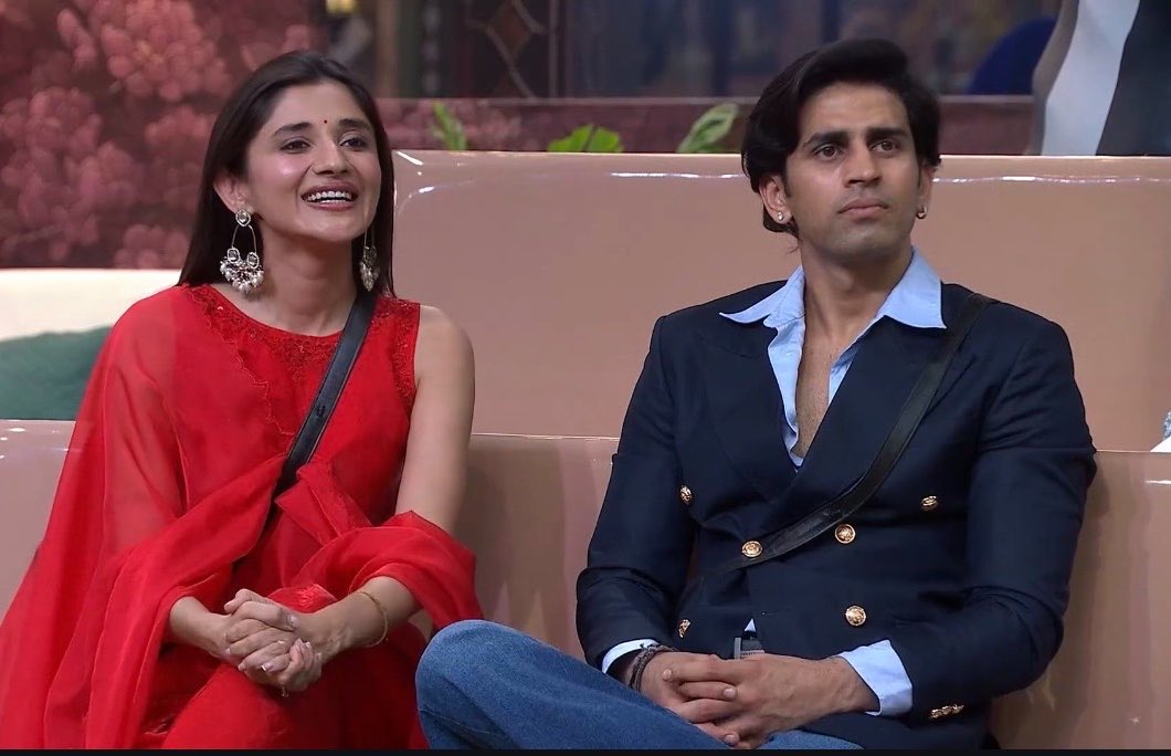 Tusshyaa_1's tweet photo. This is what friendship looks like, having fun, pulling each other’s leg and standing up for each other when it matters. 

That’s what makes #KanikaMann and #Gullu’s bond so genuine, unlike the friends-with-benefits alliances in the house. 

#BiggBoss20 https://t.co/9XfTLAdaus