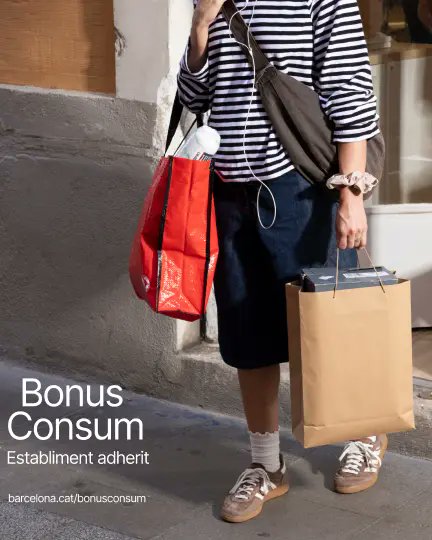 AVVSantAndreu's tweet photo. 🛍️ Tornen els Bonus Consum! A partir del 13 d’octubre, fins a 3 bons de 10 € per estalviar al comerç local de Barcelona.

Cal ser major d’edat i estar empadronat a la ciutat 👇
https://t.co/4dil2FHflz
#SantAndreu #ComerçLocal #BonusConsum https://t.co/vpGDb6B3KZ