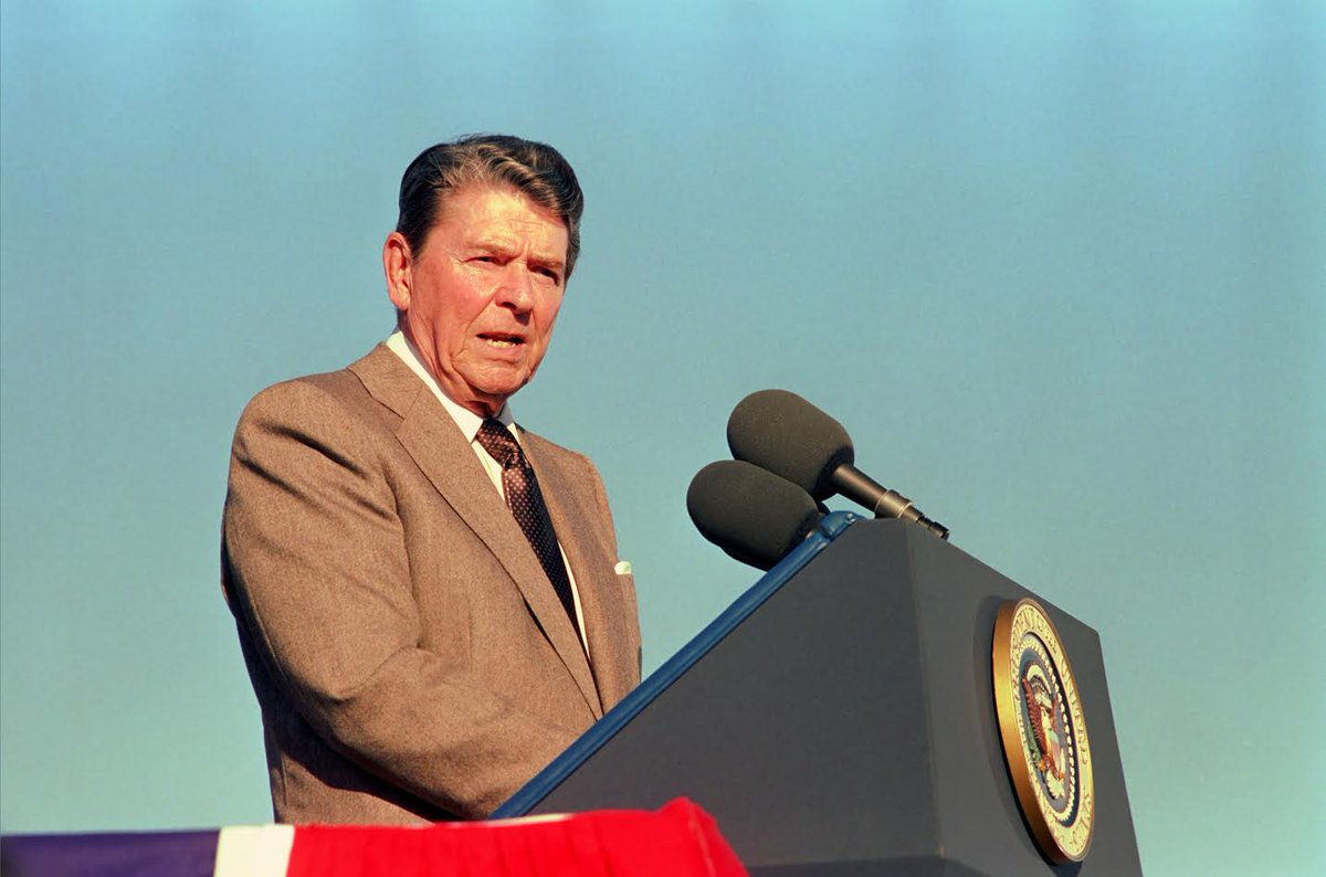 FreedomVoL's tweet photo. “Government’s view of the economy could be summed up in a few short phrases: If it moves, tax it. If it keeps moving, regulate it. And if it stops moving, subsidize it.”

— Ronald Reagan https://t.co/nXdm4By2fM