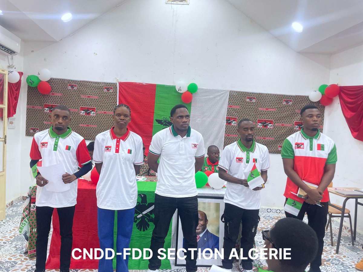 CnddFddAlgerie's tweet photo. Muri iryo koraniro ; haranaguwe hongera haremezwa amategeko agenga abagumyabanga n’imbonerakure bo muri ico gisata. 
Ibikorwa vyaciye bibandaniriza mugutora inzego nshasha zizorongora ico gisata.
MIZERO EVRARD Secrétaire de la Section ;
BUTOYI EMERY Secrétaire Adjoint de la Section ;
IRANKUNDA CHRISTIAN secrétaire du Bureau ;
MURENGUKA SHAKINAH Le chargé de la trésorerie ;
NZOYIHAYA ANSELME Secrétaire Chargé des Affaires Sociales et de la discipline.@CnddFdd @CnddFddAlgerie