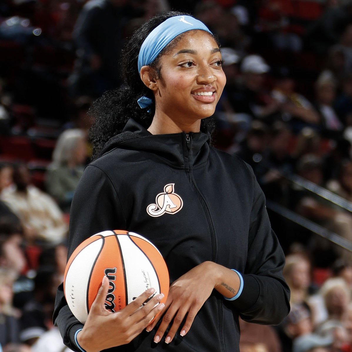 PolymarketHoops's tweet photo. Angel Reese has the 2nd most stocks per game in WNBA playoff history: 

3.93 — Vicky Bullett
3.80 — Angel Reese
3.79 — Lisa Leslie
3.41 — Candace Parker
3.38 — A'ja Wilson https://t.co/IPDhkL80mj