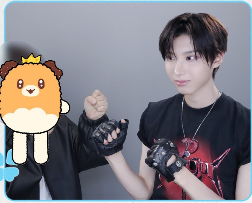 tinydiary_52's tweet photo. 케이콘 버전도 찍었다는 사실ฅʕ•ﻌ•ʔฅ 

#KCONLA2026 #PHOTOGRAY #KCONLA2026XPHOTOGRAY 
@photogray_kr https://t.co/Jm3Aa5FXA6