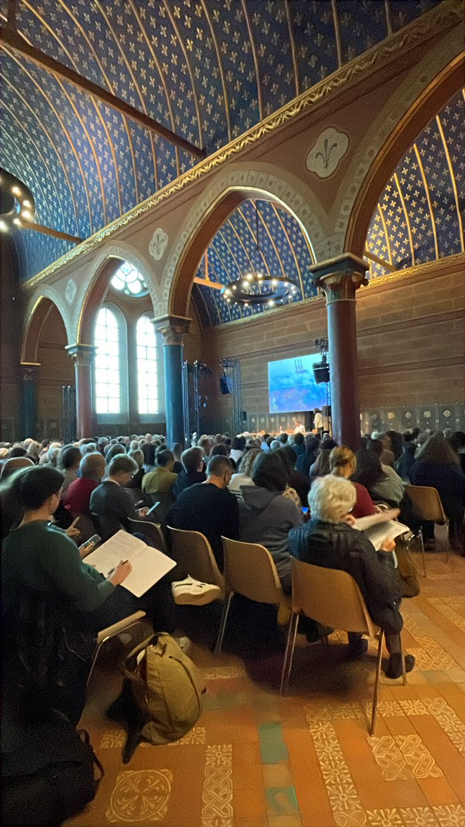 PComposes's tweet photo. Didier Le Fur est en conférence aux Rendez-vous de l'histoire de Blois pour son livre Charles IX - Le roi désobéi ✨ Son livre est en librairie ! https://t.co/wCqvc0BB2M