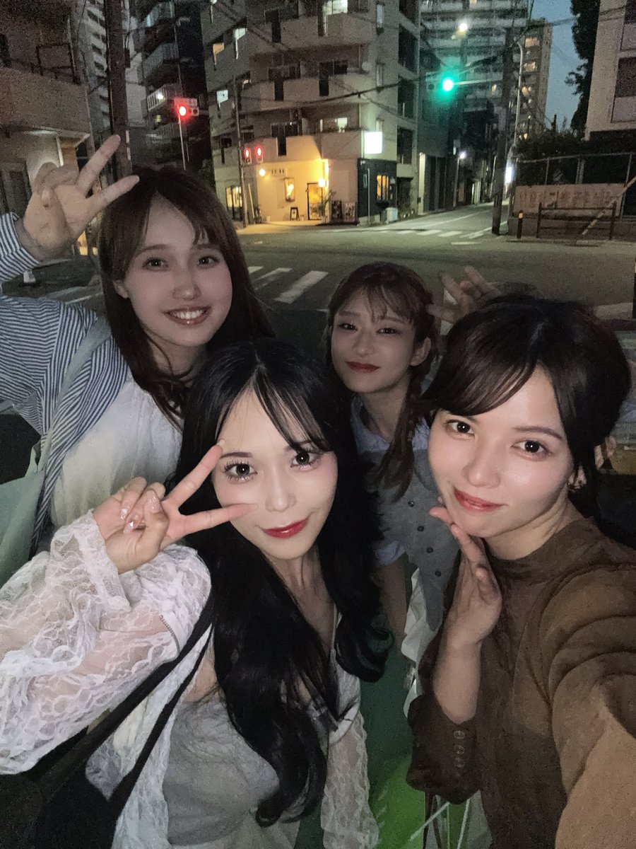 miruki_2828's tweet photo. 3連休1日目❣️
ありがとうございました😊

明日のBBQもよろしくお願いします🍖 https://t.co/aNgkpgqGeH