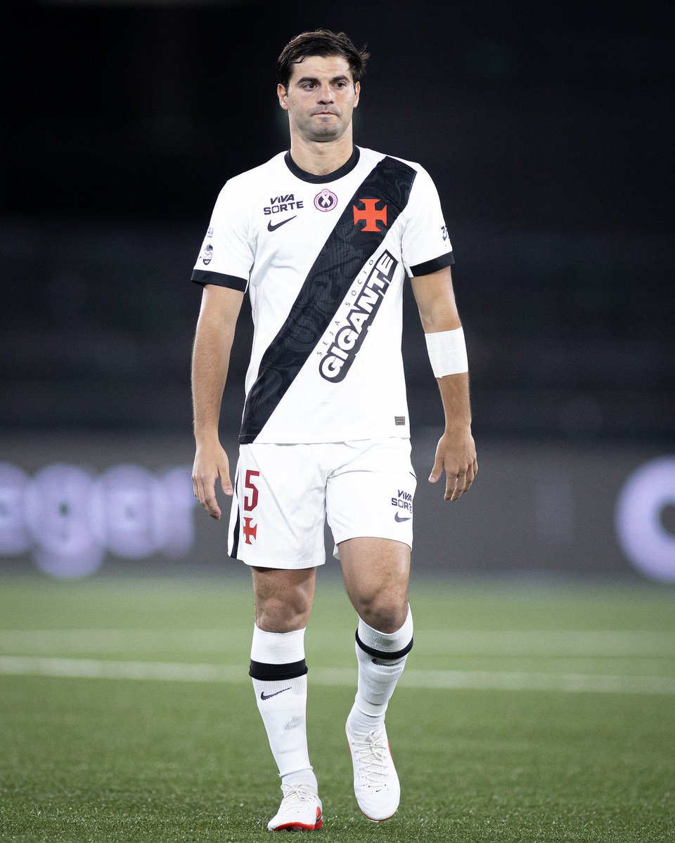 newscolina's tweet photo. Poupariam Santiago Sosa hoje?

📷 Matheus Lima https://t.co/lm4HimCdAr