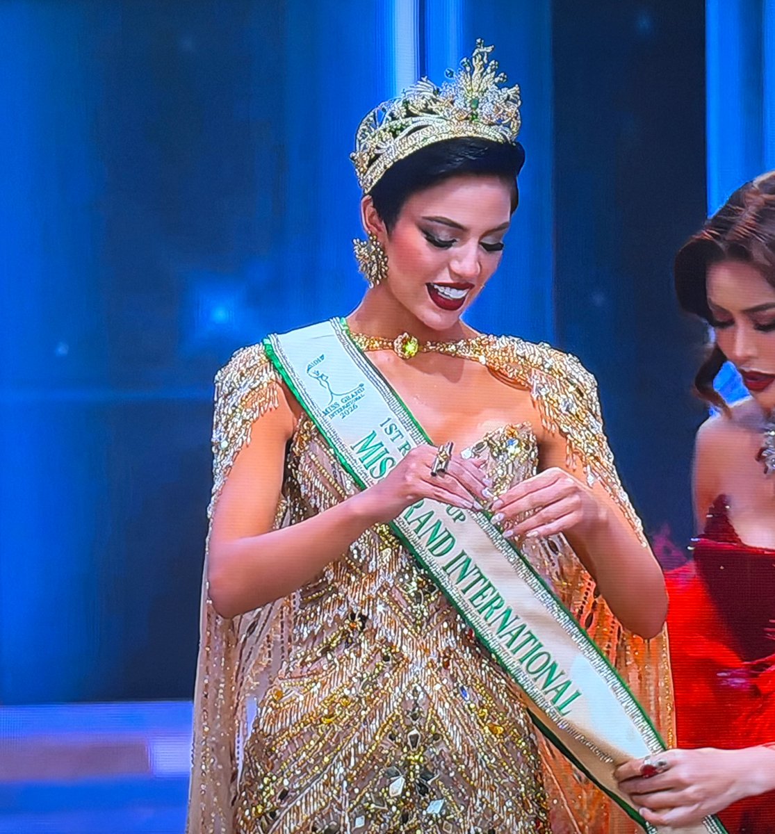 lulajackie11's tweet photo. Orgullosa finalista #Shyare 👸🏻🇪🇨💫✨

#shyareandrade 
#MissGrandInternational
#MissgrandEcuador https://t.co/moh7bGPhiB