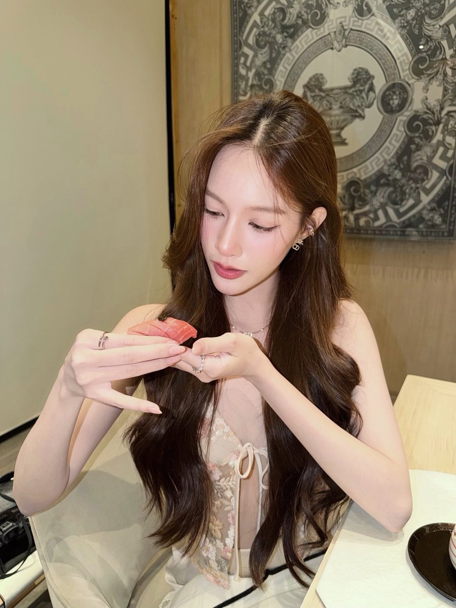 imyourzzt's tweet photo. ใครยิ้มไม่มีปะ https://t.co/U8FkmqFnCN