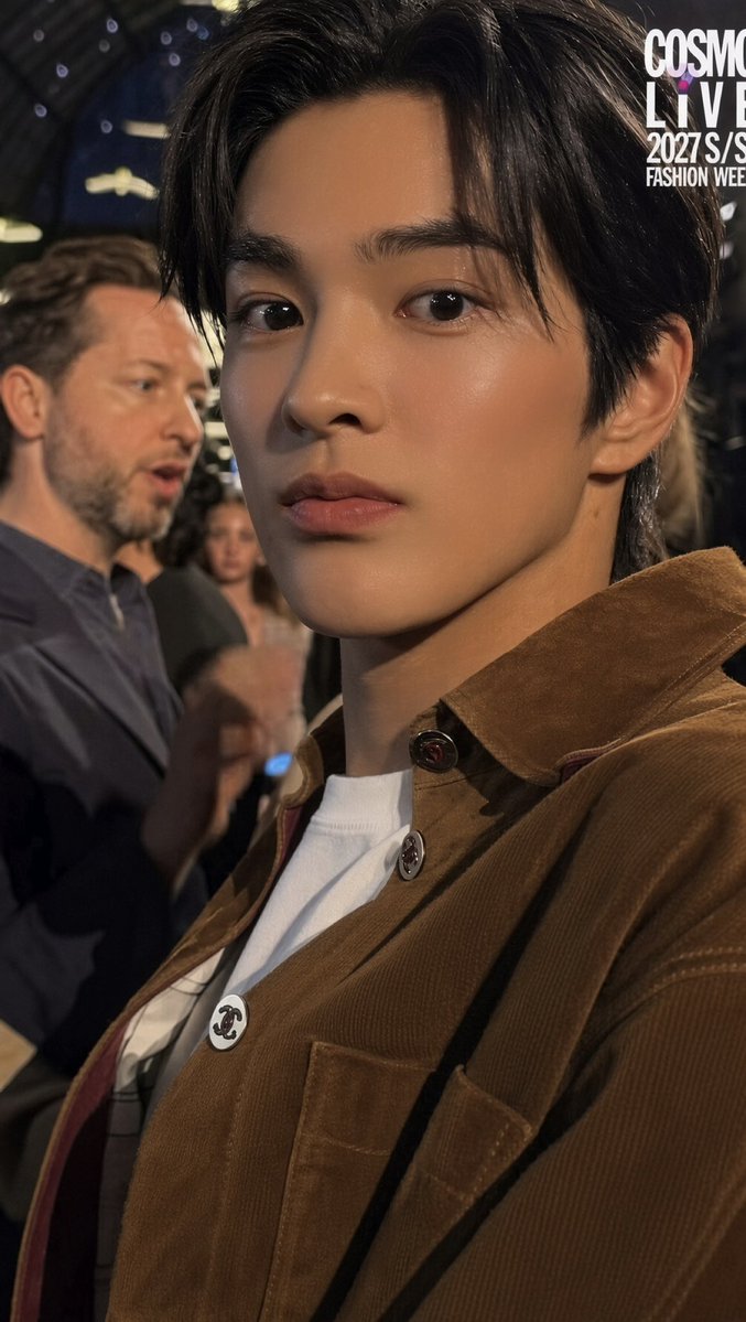 tetecoidezinha's tweet photo. keonho’s honey skin https://t.co/DFCIUXqvl5