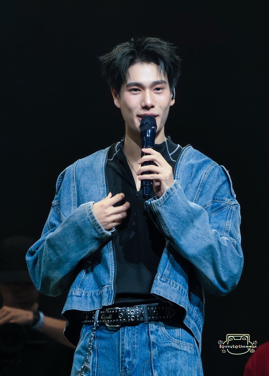 LoveUtotheMMax's tweet photo. คนเก่ง🫳🏻🫳🏻

PHUWIN CATEXPOP KORAT

#CATEXPOPKORATxPHUWIN 
#phuwintang https://t.co/wkAIyxMXPy