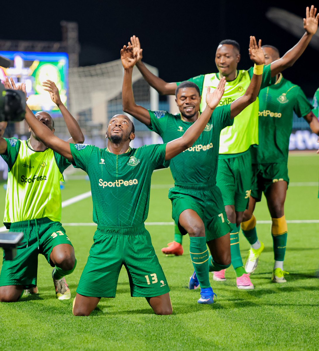YoungAfricansSC's tweet photo. SHA SHA MAN⚽️🙌🏽 https://t.co/PMXKzdjjWM