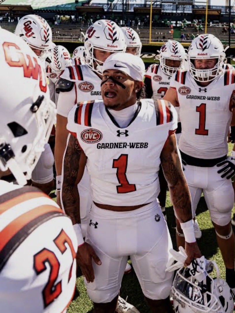 Ethan_Covil's tweet photo. Couldn’t be more blessed and excited to attend the Gardner Webb U game on an unofficial visit today! Thank you to @GWUFootball @Jorayemorrriso1 @CoachShaw_Jake @CoachBennett_ https://t.co/XpIit9Og65
