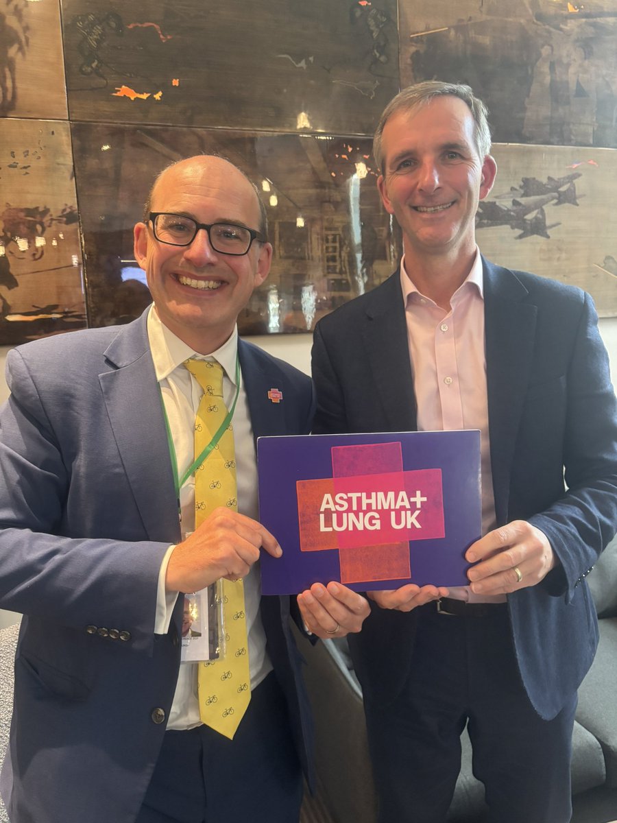 asthmalungscot's tweet photo. Thank you to Liam McArthur, @scotlibdems MSP for Orkney Islands for meeting @joseph_ALUK at #sldconf and talking about lung health in Orkney https://t.co/ZcfQUtLVy7