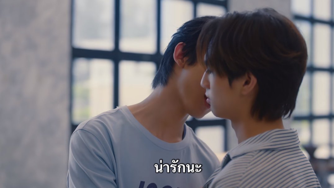 prepreemm's tweet photo. เร็นจิธามแอบจีบกันในกองบอกว่าน่ารักบ้าง จะเปิดตัวบ้าง สรุปพวกฮีลืมว่าติดไวเลท เกือบโดนจับ555555555555

MR FANBOY CHAPTER 7 
#MrFanboyEP7 https://t.co/7isiEqJojN