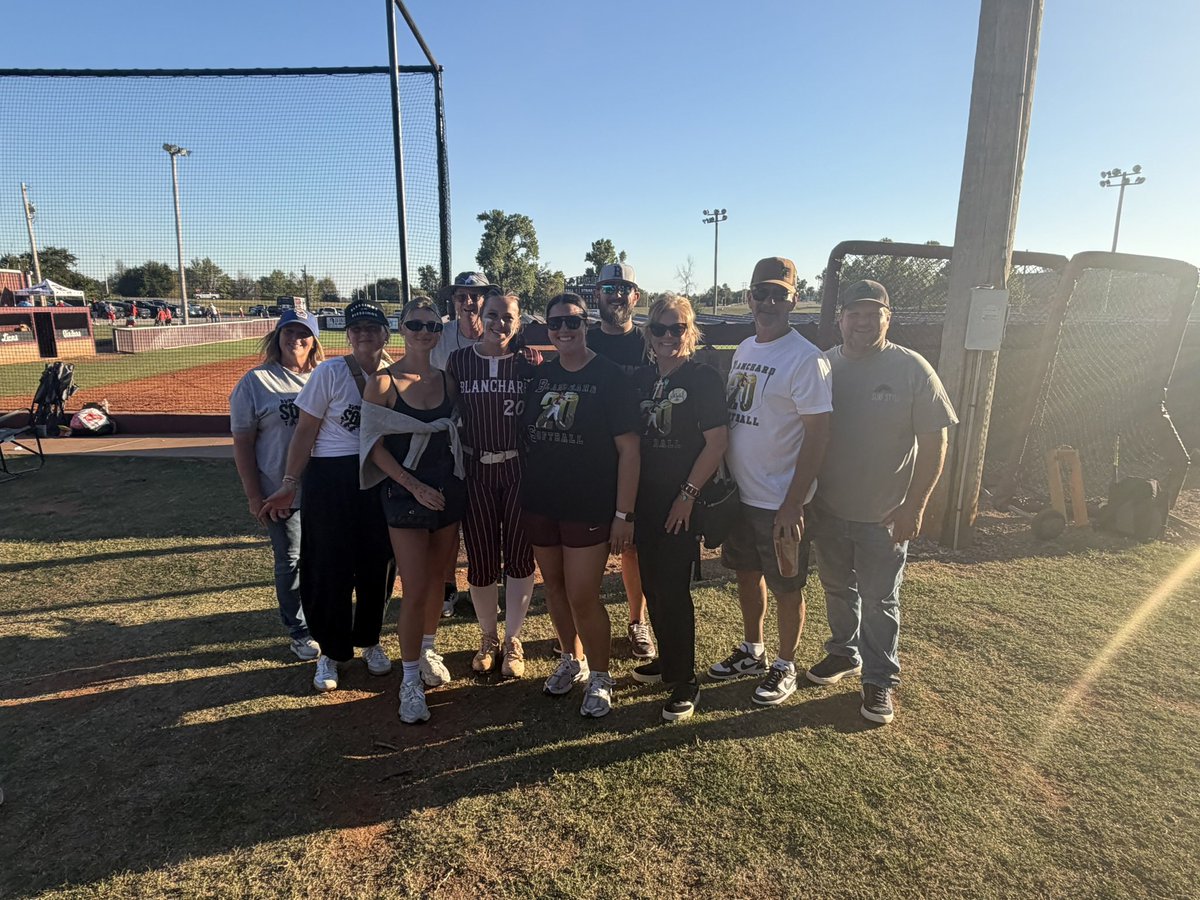 roobutt2's tweet photo. 🦁STATE BOUND🦁
Stats:
13 IP
1 ER
2 hits 
1BB
28K
.05 BAA

Can’t wait to see what this upcoming week brings us! Let’s go compete for a title! Go lions! #tyj #49miles 

@blanchardDWWD @THEWOWSB @Rule42sports @SoftbalAmerica @LineDsoftball @ExtraInningSB https://t.co/dypQsPmj0M