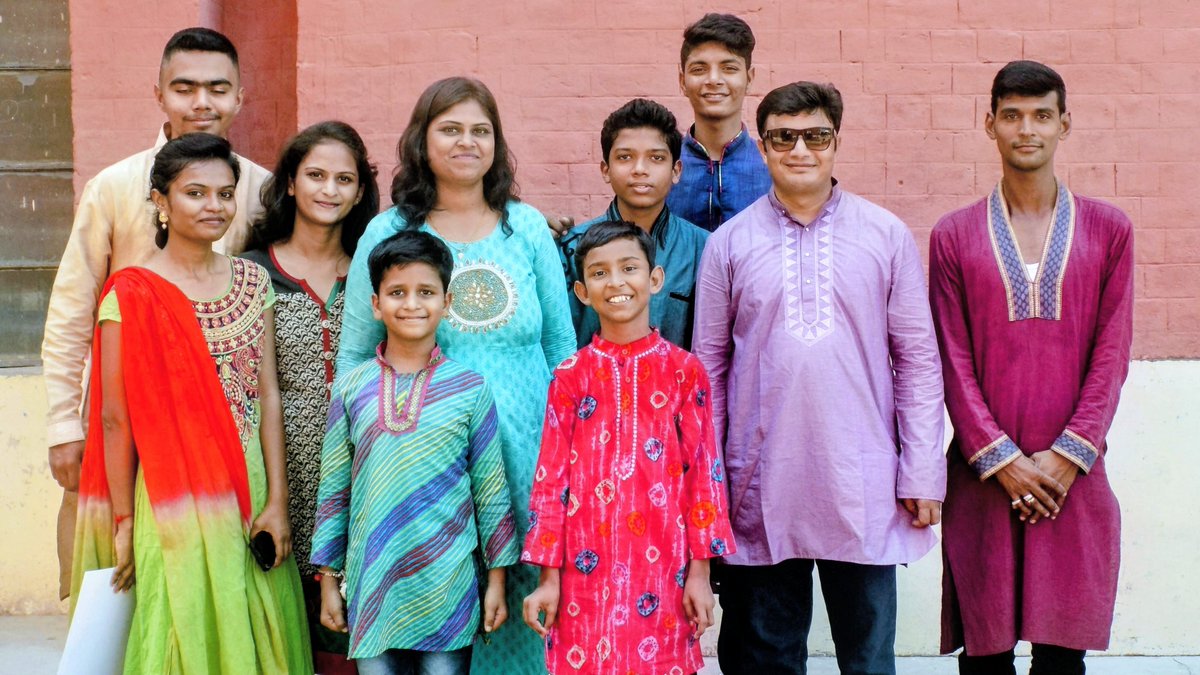 GovindMakwana13's tweet photo. Memories of the day, 10 Oct. '18
🪔✨ Celebrating the cultural vibrancy of Navratri at PM Shri Kvharni Baroda
#education #govindmakwanamusic #Navratri #Garba #KVSangathan #Baroda #CulturalHeritage https://t.co/2viEkdKcDN