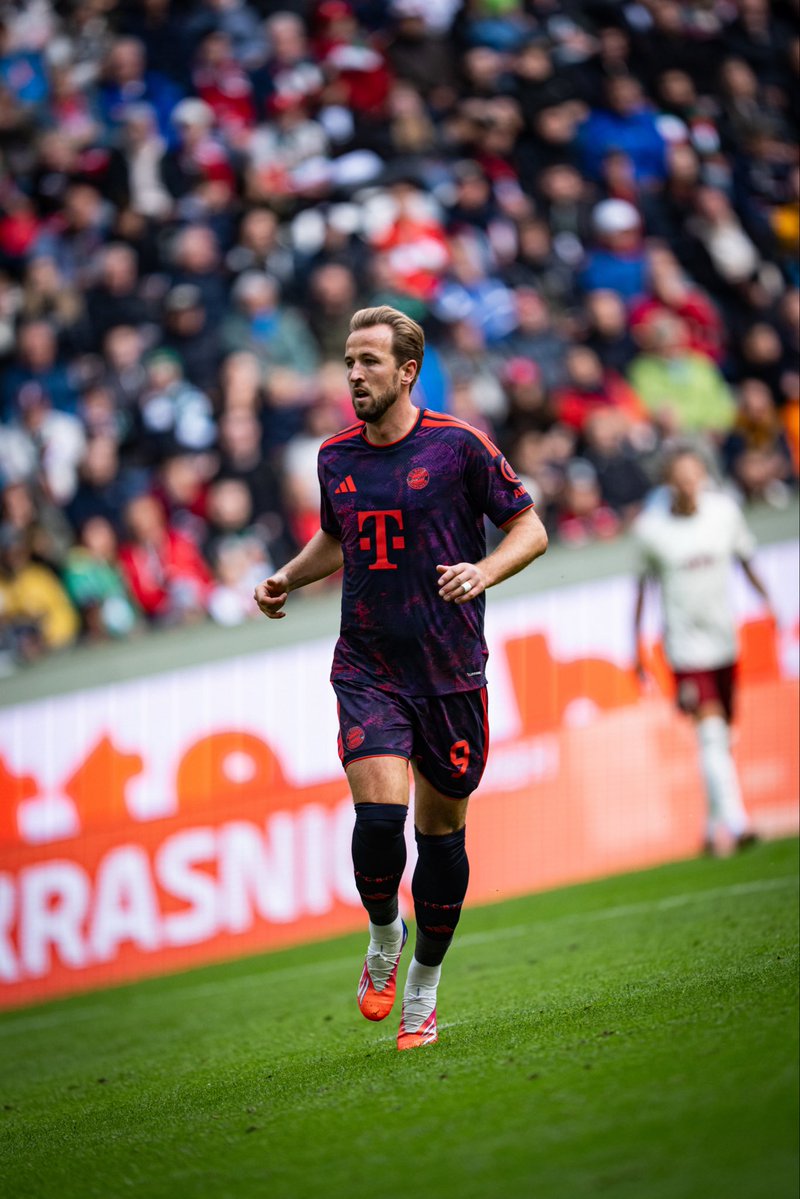 HKane's tweet photo. Tough game away from home and frustrating not to get the three points. We go again on Tuesday in the Champions League! https://t.co/UIy3B3QHl5
