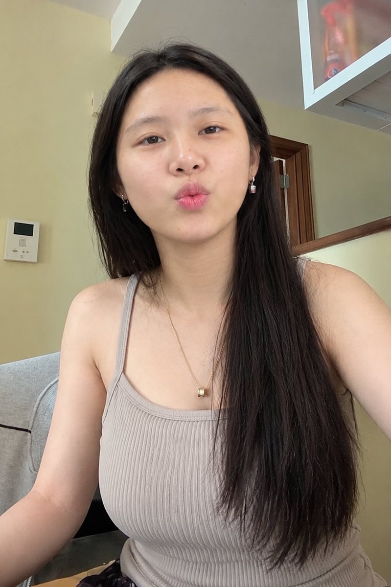 bibabio0101's tweet photo. Giá Linh Bibabibo 
Follow me : https://t.co/cCQyoUUP5W

#gialinh #gialinhbibabibo https://t.co/BlgqQCEUNP