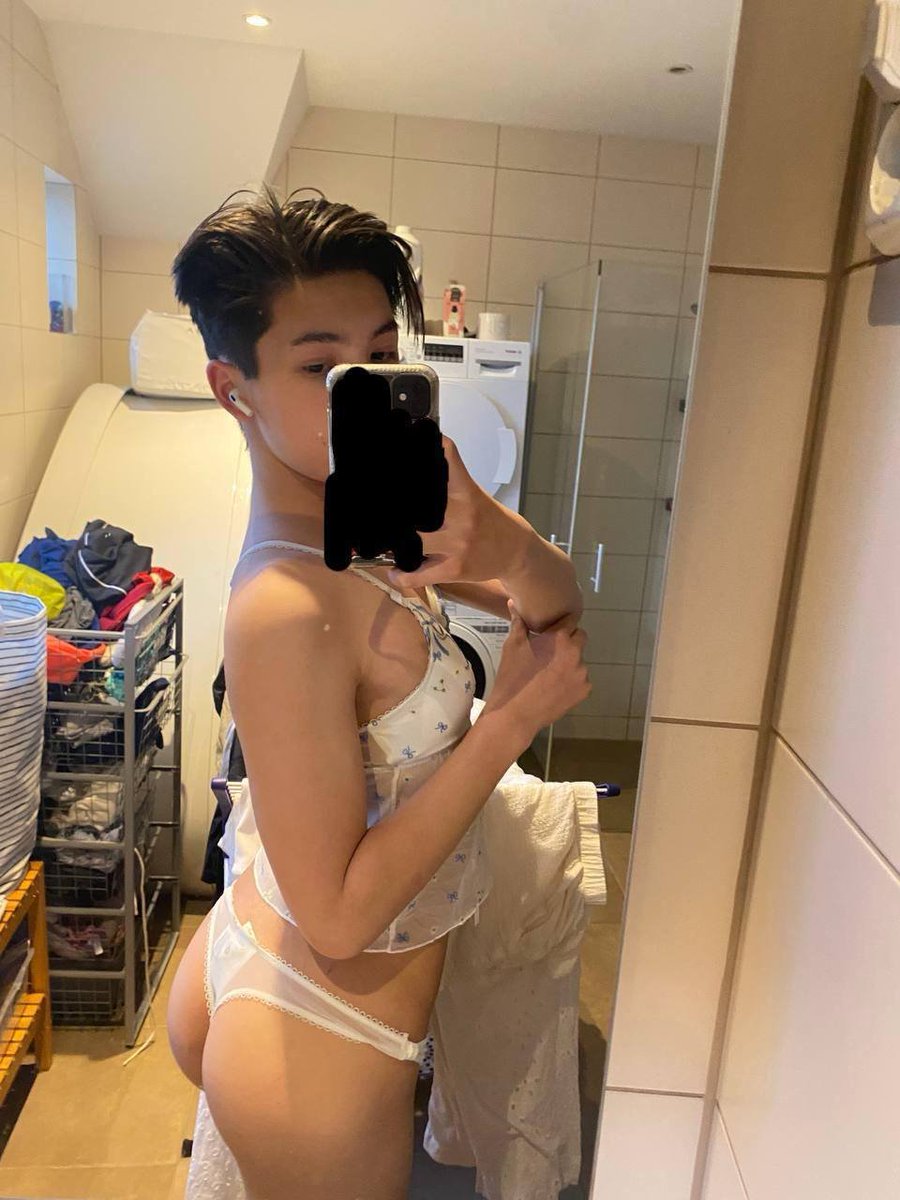 Xposeure1092's tweet photo. Just an ordinary femboy
#crossdresser #lingerie #tribute #goon #nsfw #femboy #sissy #exposure https://t.co/MGjRoGDw9T