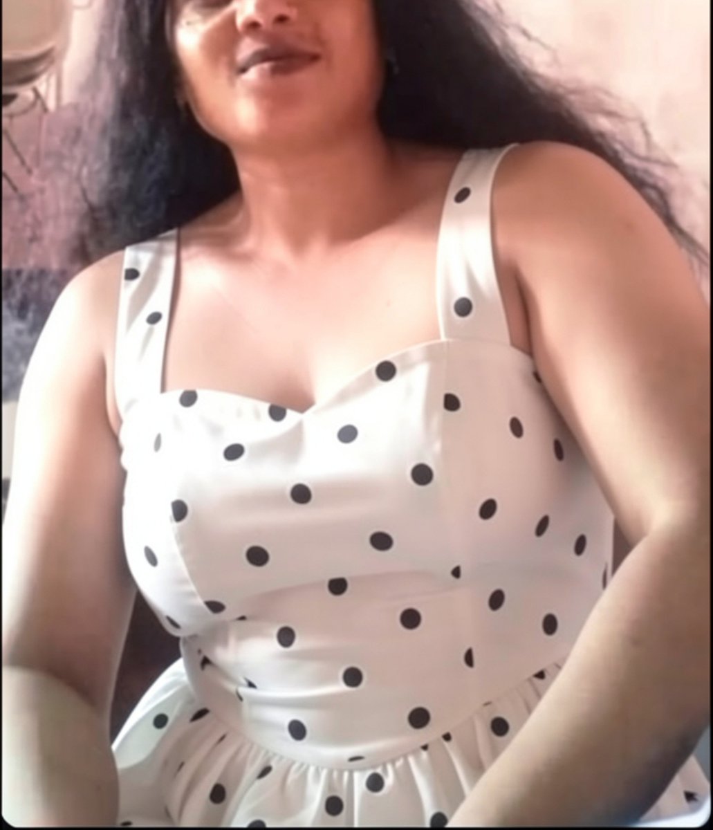 Kumar78170580's tweet photo. Hello guys My New dress Kaisa hai https://t.co/GMm8BHxg1R
