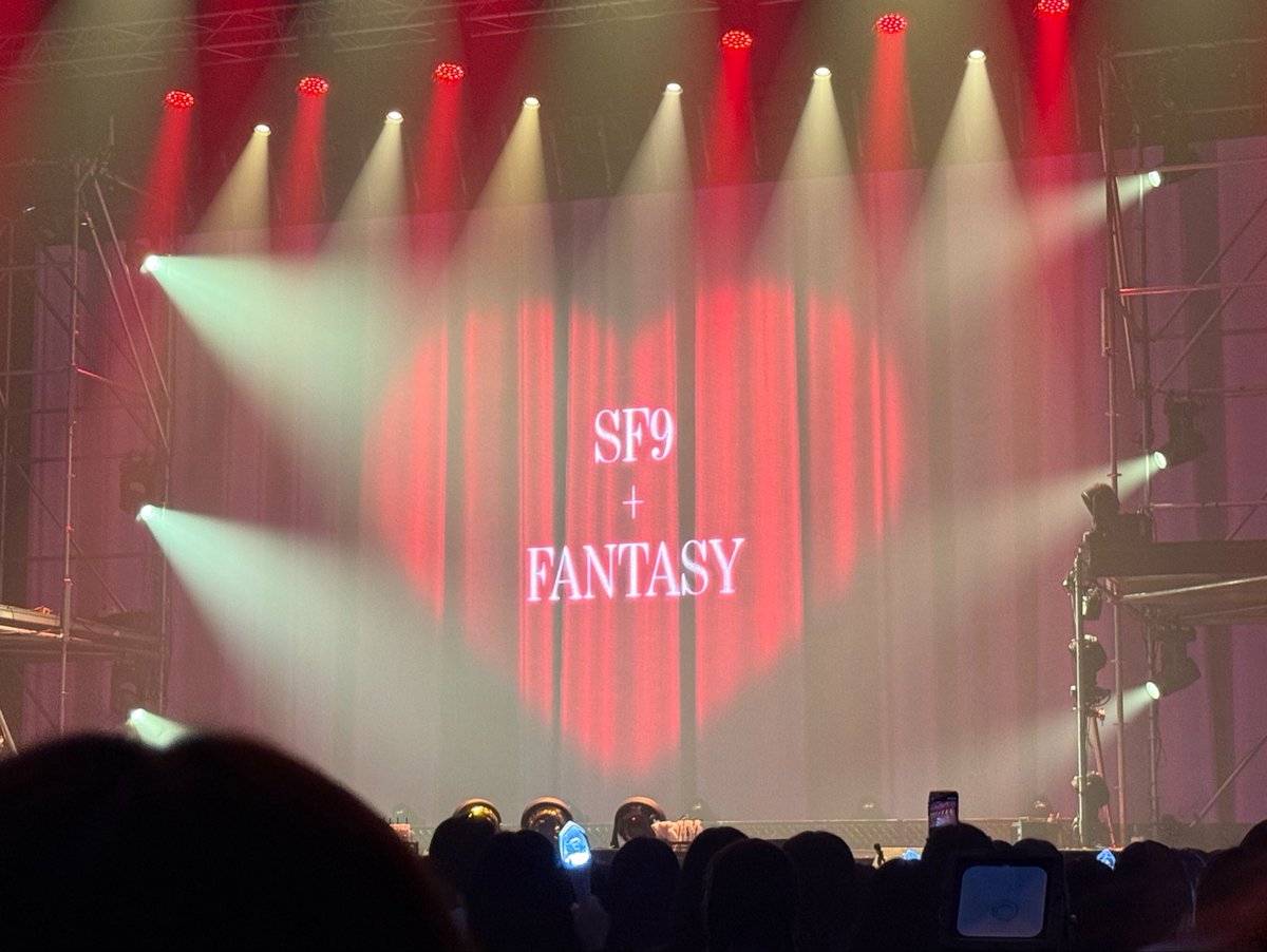 DWxxpi's tweet photo. day1
楽しかった〜！♡
시거꾸 unlimited 맘마 K.O.
色々懐かしすぎた🥹 https://t.co/muSdUnWDZE
