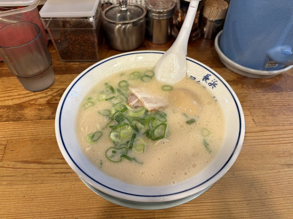 umachan718's tweet photo. 盛岡市中央通
あぁ博多人情　盛岡店
味玉ラーメン　1,080円 https://t.co/EnLoeaK7HB