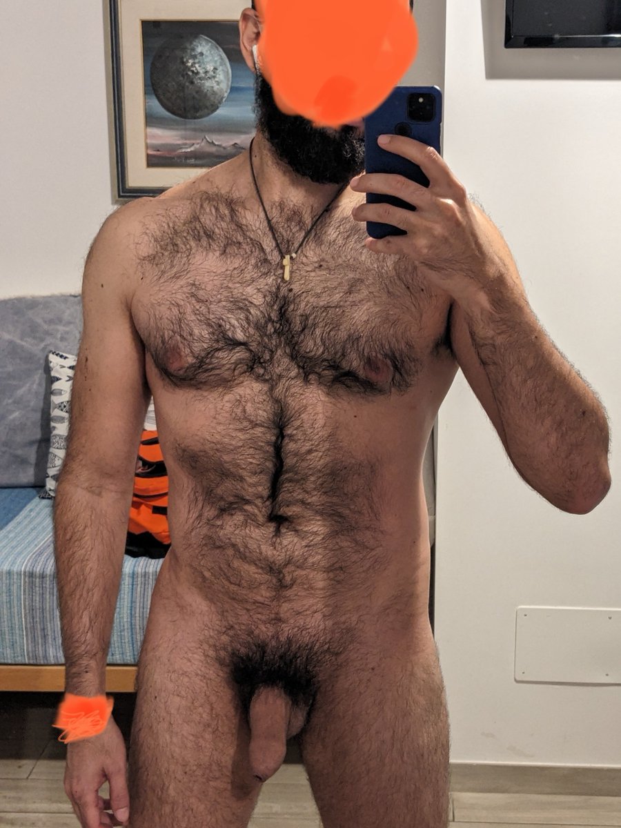 AC12982's tweet photo. #hairyman
#hairyhole
#gayhornyman https://t.co/MniyKd5vpa