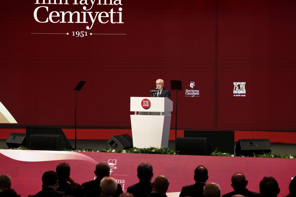 aceylantr's tweet photo. İlmin izinde, insanlığın hizmetinde…

İlim Yayma Cemiyetimizin 75. Yıl Buluşma programına katıldık.

1951’den günümüze ülkemizin ilim, irfan ve hizmet yolculuğunda müstesna bir yere sahip olan cemiyetimiz; milli ve manevi değerlerine bağlı, nitelikli ve ülkemizin geleceğine yön verecek nesiller yetiştirmeye devam ediyor.

Nice 75 yıllara…