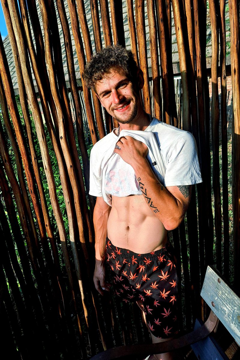 Zaniebwc's tweet photo. So hot and wild like the lions on vacation😈😏
RT if you're from SA📍🇿🇦
https://t.co/oGjlZTmEYh
https://t.co/UDDhxWiNMh https://t.co/52JYXzm0SL