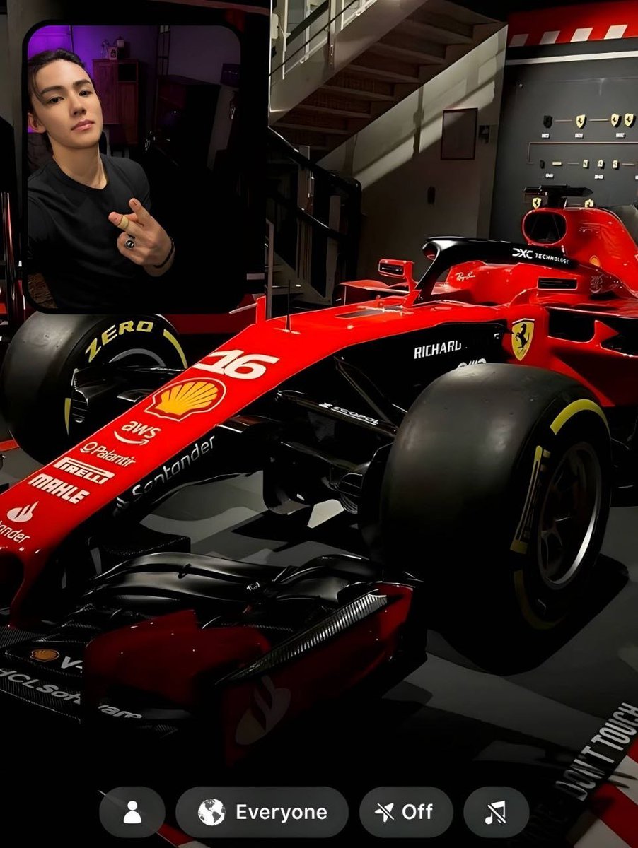 faerid0l's tweet photo. seonghyeon as your bereal moots na f1 fan 🤓 https://t.co/PRdgp9vmSd
