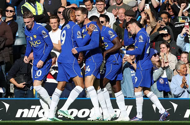 fanticsports1's tweet photo. ��� 𝐅𝐓: 𝐂𝐡𝐞𝐥𝐬𝐞𝐚 𝟓–𝟏 𝐁𝐨𝐮𝐫𝐧𝐞𝐦𝐨𝐮𝐭𝐡!

⚽⚽ Henderson 2’, 70’
⚽ Rogers 3’
⚽⚽ João Pedro 46’, 67’
⚽ Evanilson 51’

Chelsea deliver a dominant performance at Stamford Bridge, scoring five goals to secure an impressive win.

#Chelsea l #Bournemouth https://t.co/wBCYUEYdEW