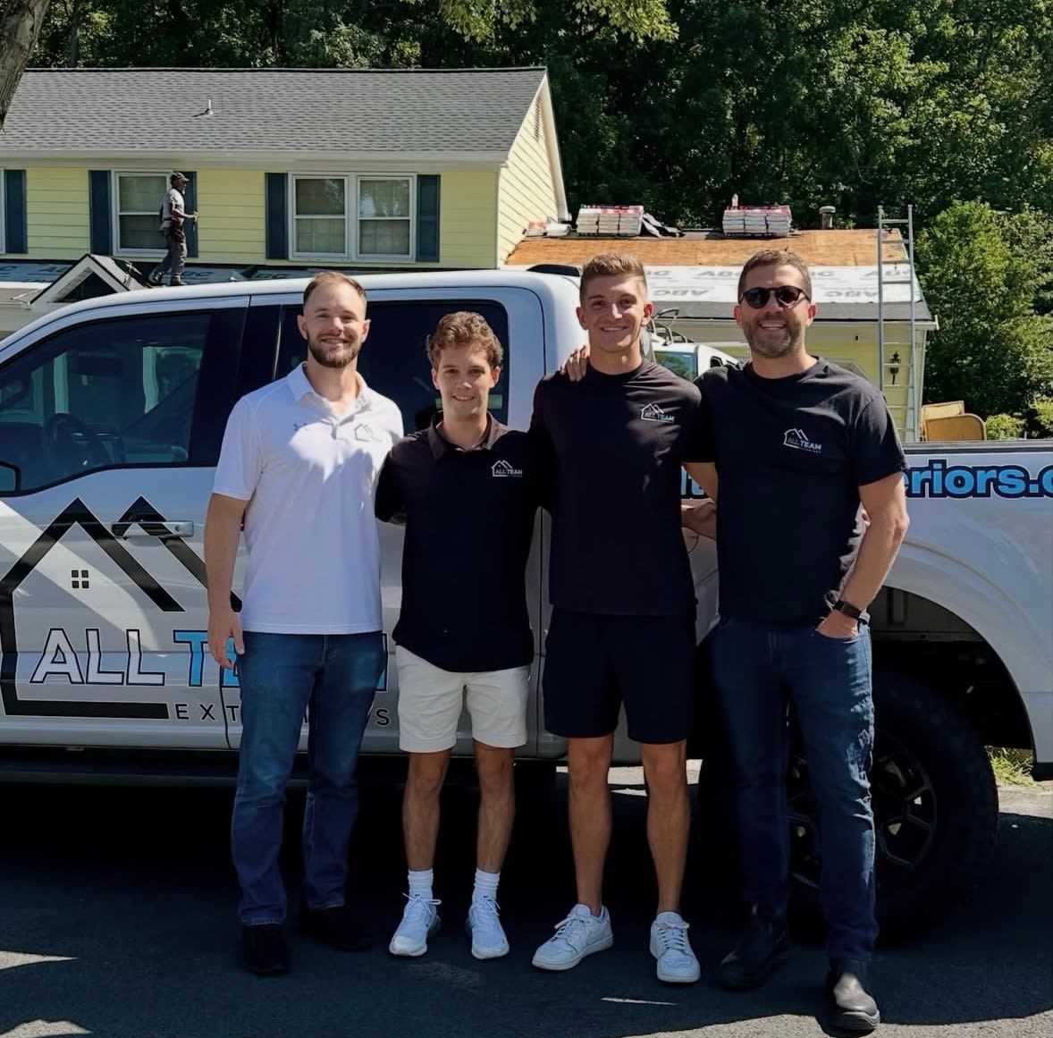 ARLnowDOTcom's tweet photo. "Hi, I’m Owen Ravert." https://t.co/0XFQ2alWrB #sponsor https://t.co/Az9x3Lkdf7