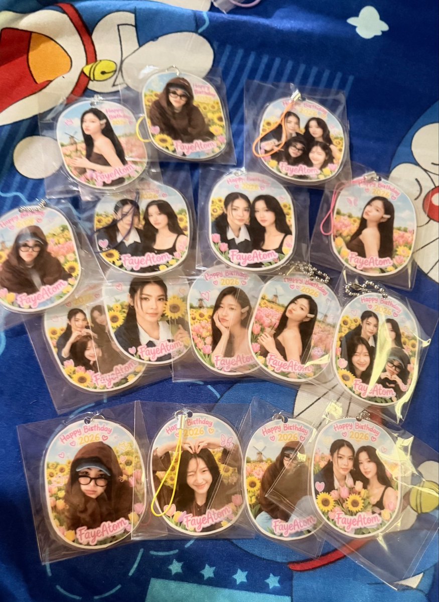NanPp1836's tweet photo. ปิดเทอมวันแรก  ปั่น กอว นับวันรอเจอแล้วนร้า🌻🌻🌷🍑💗

#FayePeraya #1410STATIC 
#FayeBirthdayParty2026 
#FabelEntertainment https://t.co/d6NHfkNfnW