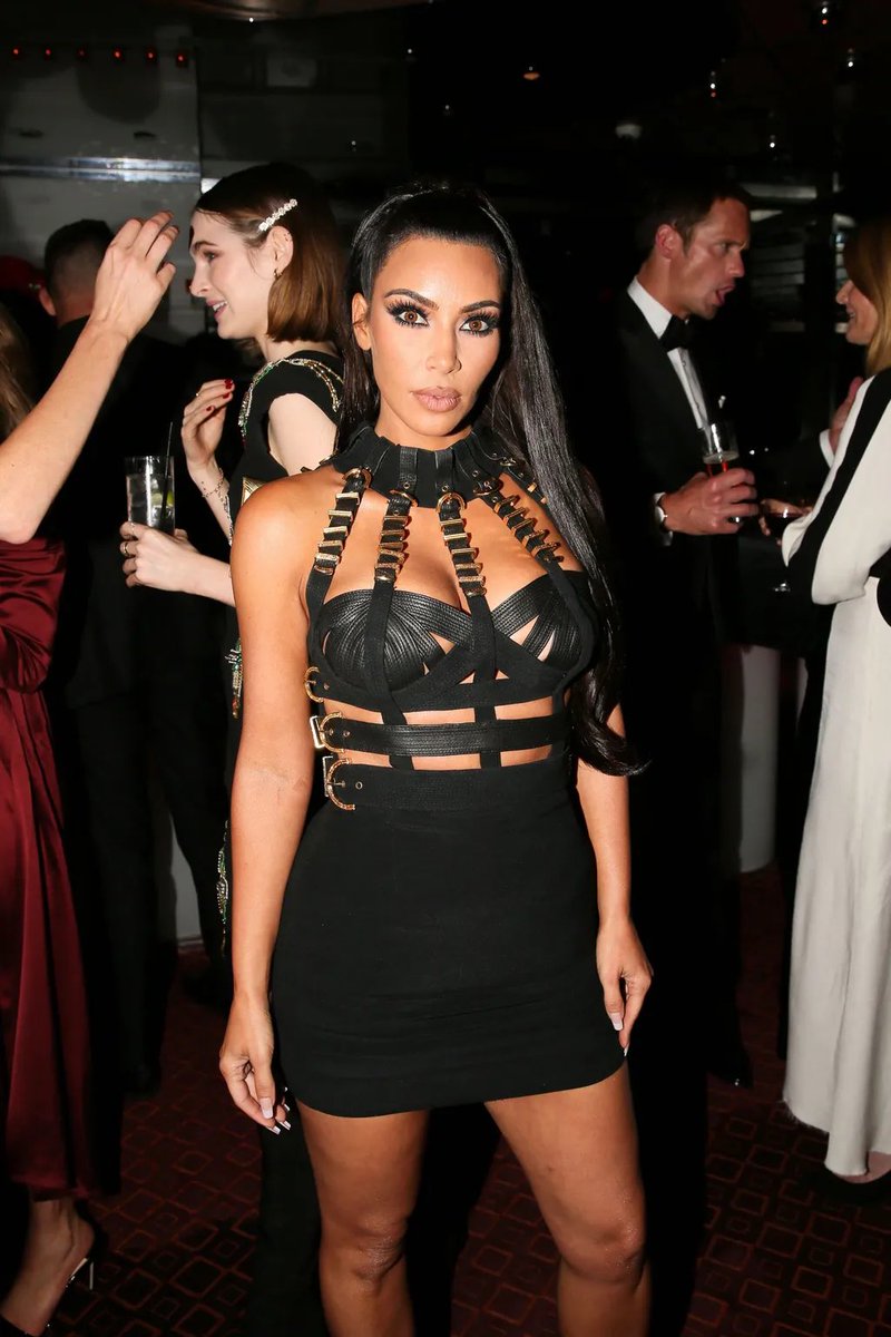 kimkfair's tweet photo. kim k wearing versace fw 1992 archive at the 2018 met gala after party https://t.co/8Zg9R3MfcV