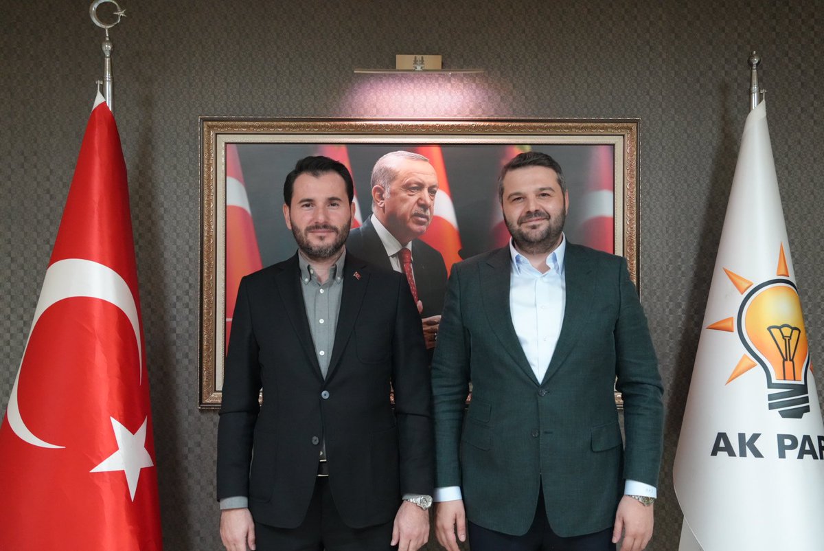 AkKeciorenResmi's tweet photo. MKYK Üyemiz Sayın Mücahit Yılmaz, İlçe Başkanımız Sayın Ömer Faruk İslam'ı makamında nezaket ziyaretinde bulundu. 

Nazik ziyaretlerinden dolayı kendilerine teşekkür ediyoruz. 

@RTErdogan
@mchtylmz
@hakanhanozcan
@erhansarigol
@AkpartiAnkara
@omerfarukislam https://t.co/cg81aKS5hc