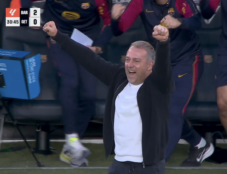 TouchlineX's tweet photo. 📸 - Honestly, HOW LONG until Barça fans will put this man on the same scale as Pep Guardiola and Luis Enrique?! https://t.co/d8tAVzEo9B