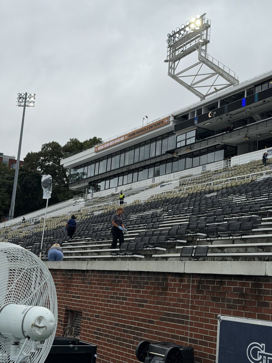RGAlpert's tweet photo. Very grateful for ALL of our gameday workers helping dry and get our stadium prepared! Fan experience is a top priority! Go Jackets! 🐝 https://t.co/NrymhaN1W6