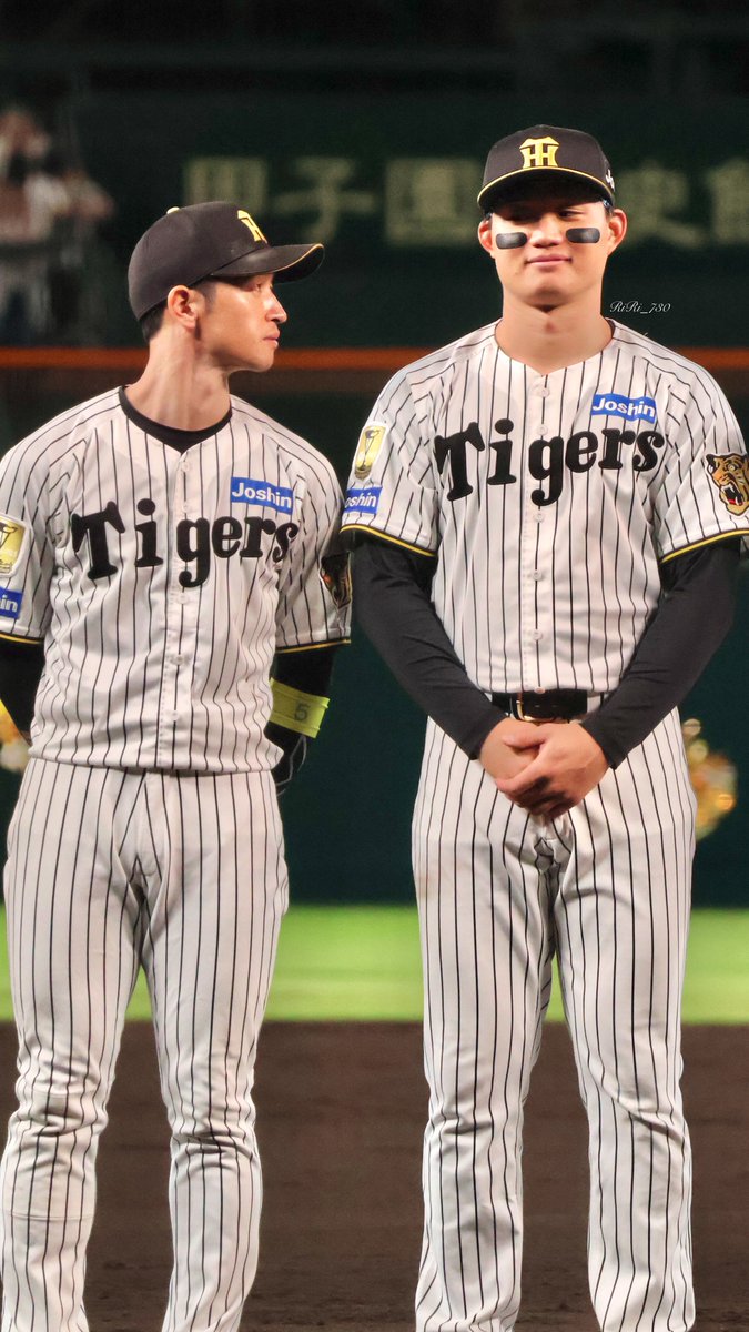 RiRi_730's tweet photo. 2026.10.8 甲子園球場
ジーーー( ⩌⩊⩌)
#近本光司
#森下翔太
#阪神タイガース https://t.co/ckbeaA0qtR