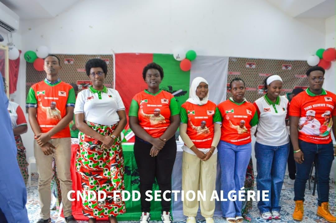 CnddFddAlgerie's tweet photo. @CnddFdd @CnddFdd_Russia @CnddFddChine @CNDD_FDD_SA Harabaye kandi iyakirwa ry’abagumyabanga bashasha binjiye mumugambwe wacu mwiza CNDD-FDD .@CnddFdd @CnddFddAlgerie https://t.co/2urgVtVqvc