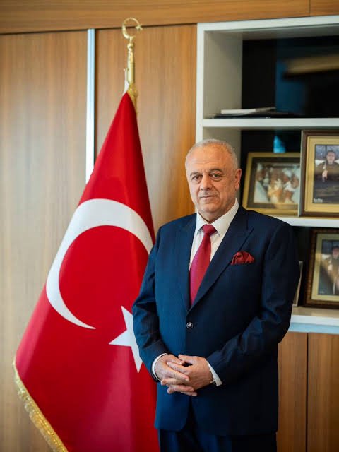 aksarayarttv's tweet photo. Nevşehir Ticaret ve Sanayi Odası (NTSO)
seçimlerini Mehmet Ali Öbekli kazandı!

28 meslek komitesinin 26'sını kazanan Öbekli, NTSO’nun yeni başkanı oldu. 
Diğer adaylar Mustafa Ertaş ve Yüksel Babaoğlu ise sandıktan 1'er komiteyle çıktı. https://t.co/KuKuxCyzko
