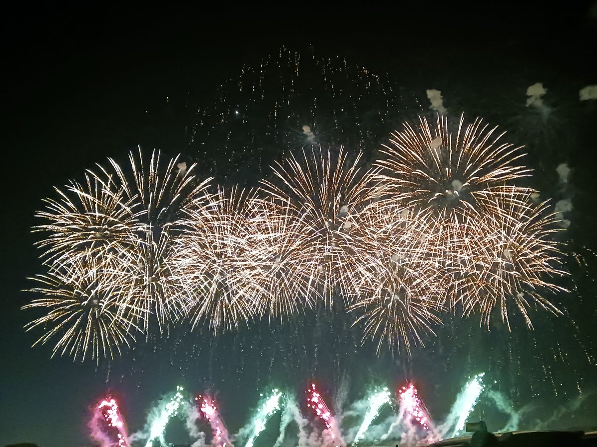 W8u2u's tweet photo. 今年もこうのす花火大会行ったよー！
去年よりめっちゃ綺麗に撮れた〜♡ https://t.co/17wPQfDDBY