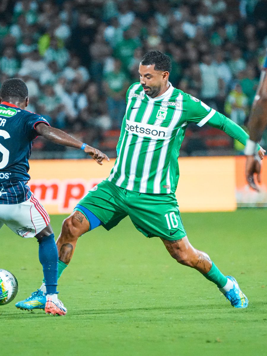nacionaloficial's tweet photo. Hoy es 10/10, pero los verdaderos 10/10 son los nuestros, qué locura 😮‍💨 🇳🇬

#VamosTodosJuntos https://t.co/bmxKcVFuYR