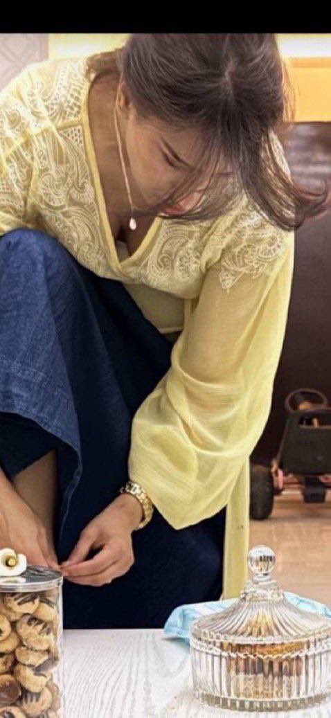 mm1h2i's tweet photo. فاضي وبنيك صدر اختك خاص ب صورها https://t.co/zA4Kmoib9m