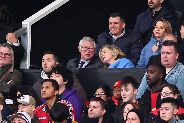 fanticsports1's tweet photo. 👀 Sir Alex Ferguson in the stands at Old Trafford!

The Manchester United legend is watching as United take on Tottenham.

#AlexFerguson l #ManchesterUnited l #FanticSports https://t.co/cZWCkAkgsH