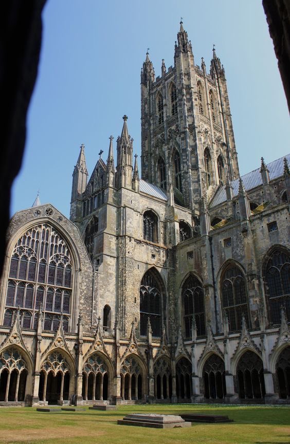 archi_tradition's tweet photo. Canterbury Cathedral, England 🏴󠁧󠁢󠁥󠁮󠁧󠁿 https://t.co/50xE7303CJ