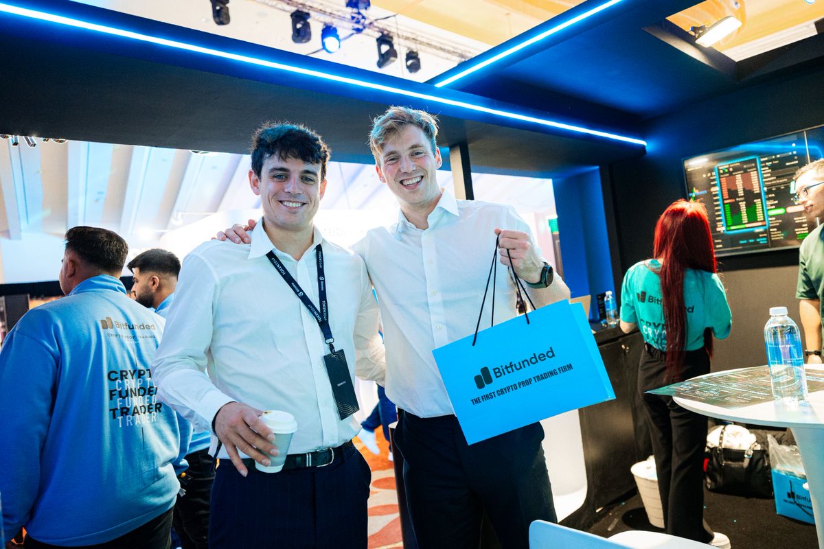 bitfunded's tweet photo. Some happy faces from our booth at @token2049 🇸🇬 https://t.co/tjZsQJHdXD