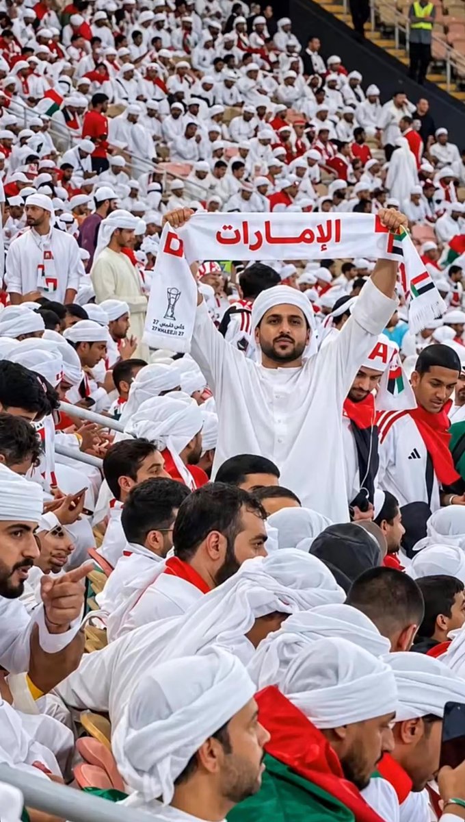 Swlccl's tweet photo. عيال زايد🇦🇪🤍 https://t.co/HPOU25SZbX