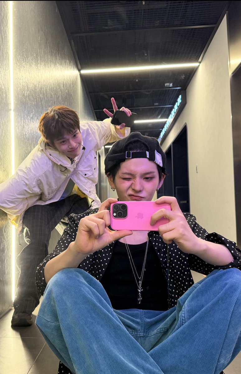 a4ahiteru's tweet photo. 부힛부힛 https://t.co/gtN5kbcfuM