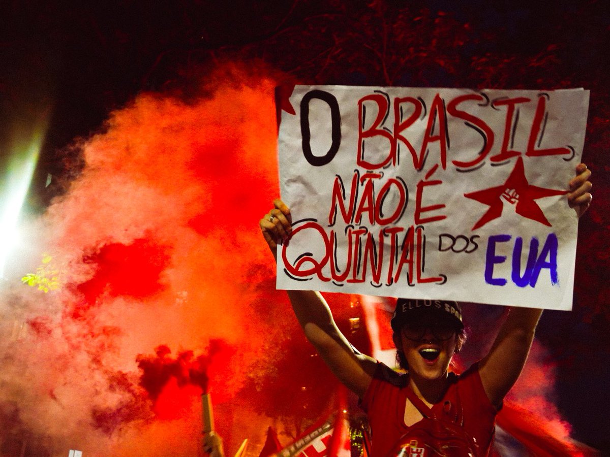 lumartinsart's tweet photo. ontem em bh https://t.co/pT72zlAgJf