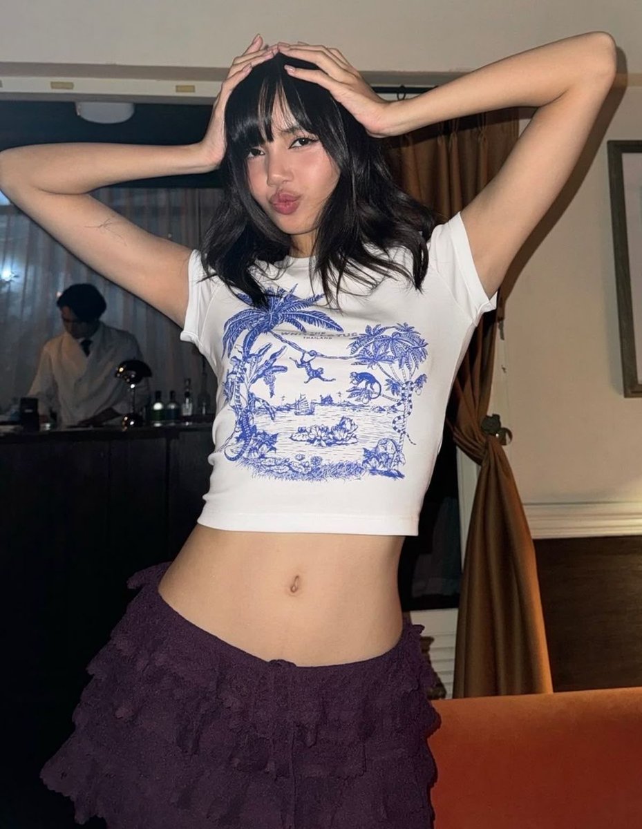 jessied051's tweet photo. this lisa https://t.co/2VMeP7K6Gj